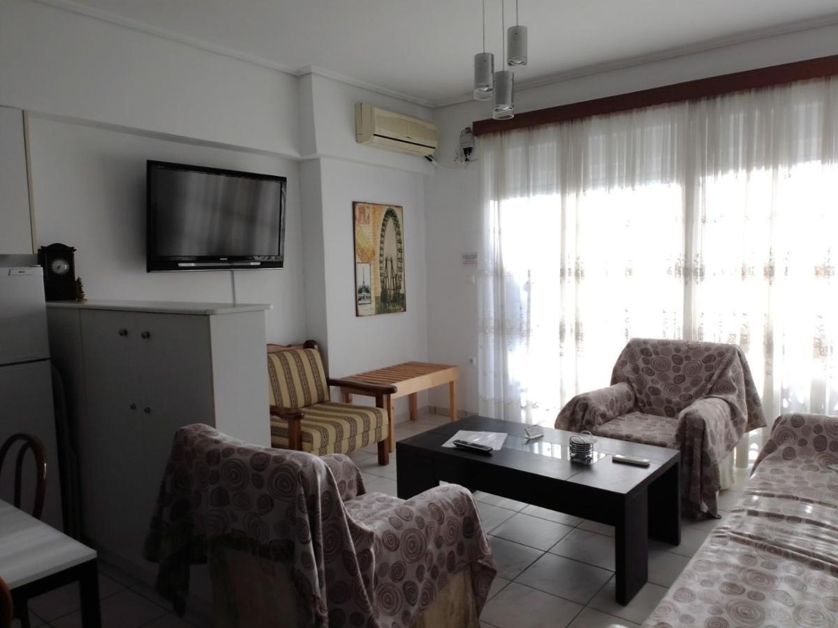 Suite Home Athena Bagian luar foto